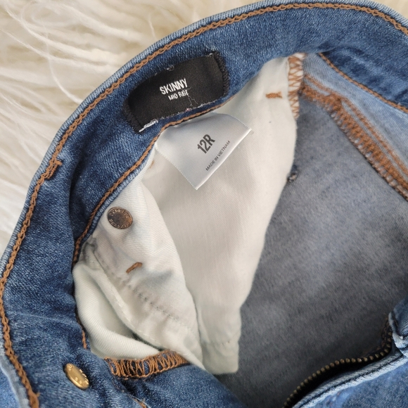 Express Mid Rise Dark Wash Skinny Jeans - Picture 5 of 12